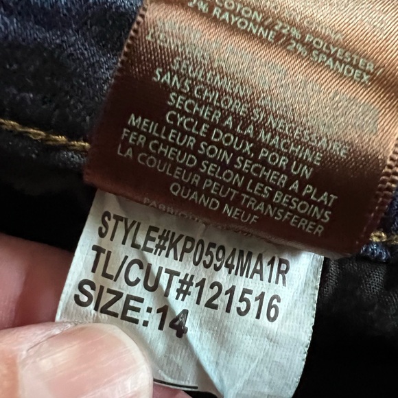 Kut From the Kloth Katy Ankle Straight Leg Denim Jeans. Size 14. - Picture 11 of 11